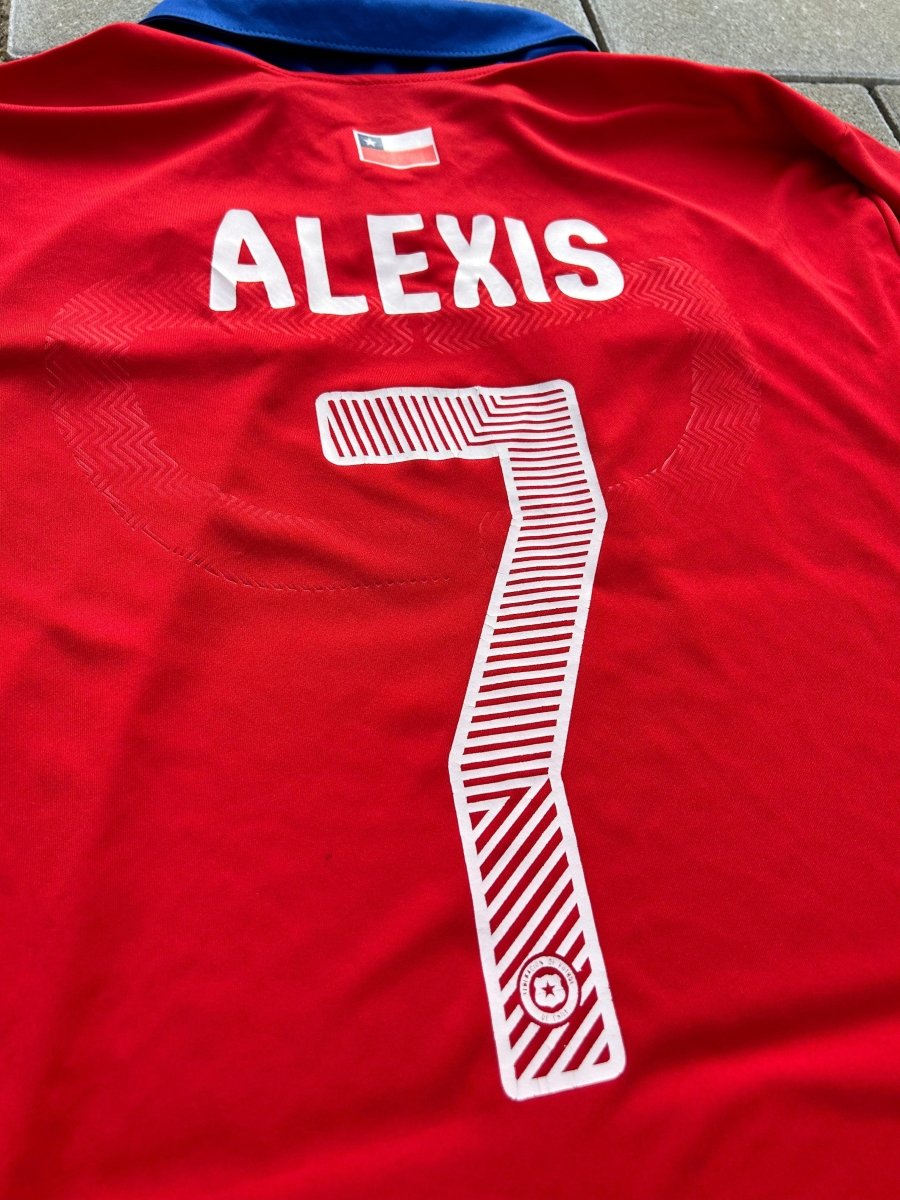 Chile 2014/15 Authentic Home T-Shirt Alexis Sánchez #7 - Size L