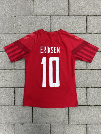 Denmark 2022/23 Original Home Shirt Eriksen #10 Size S Kids - Shorty Football Shirts