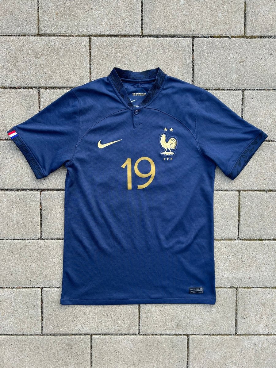France 2022/23 Original Home Shirt Benzema 19 Size S - Shorty Football Shirts