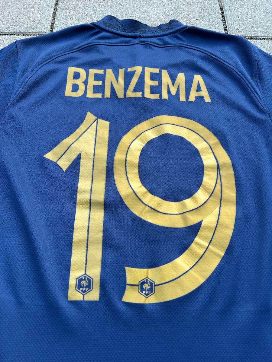 France 2022/23 Original Home Shirt Benzema 19 Size S - Shorty Football Shirts