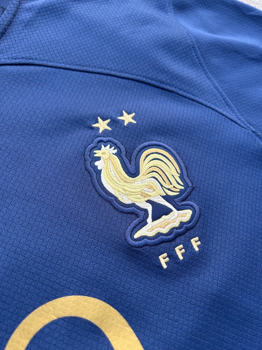 France 2022/23 Original Home Shirt Benzema 19 Size S - Shorty Football Shirts