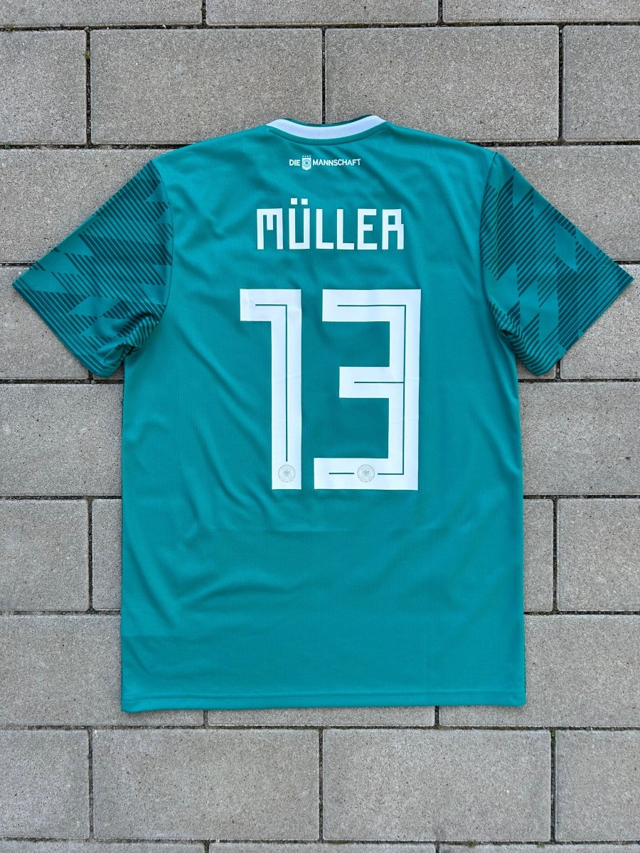 Germany 2018/19 Away Shirt Müller 13 Size M - Shorty Football Shirts