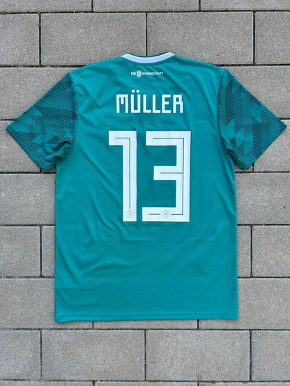 Germany 2018/19 Away Shirt Müller 13 Size M - Shorty Football Shirts