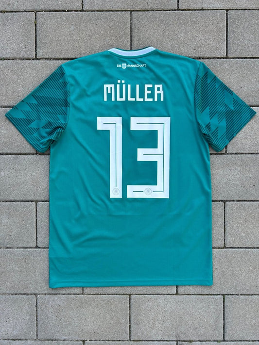 Germany 2018/19 Away Shirt Müller 13 Size M - Shorty Football Shirts