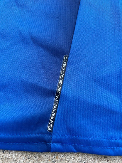 Italy 2005/06 Original Home Shirt Size L - Shorty Football Shirts