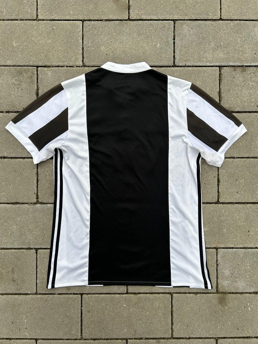 Juventus 2017/18 Original Home Shirt Size M - Shorty Football Shirts