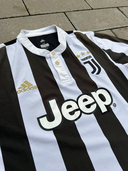 Juventus 2017/18 Original Home Shirt Size M - Shorty Football Shirts
