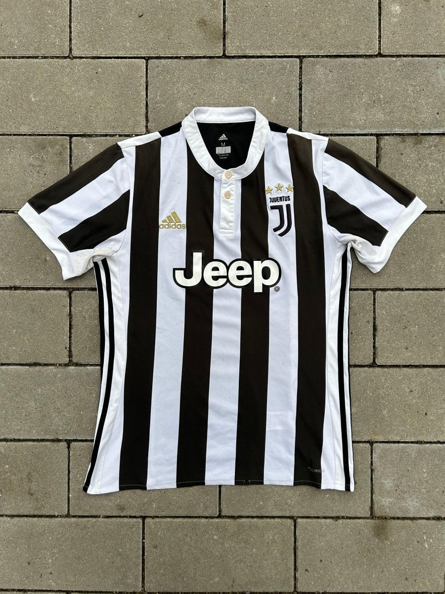 Juventus 2017/18 Original Home Shirt Size M - Shorty Football Shirts