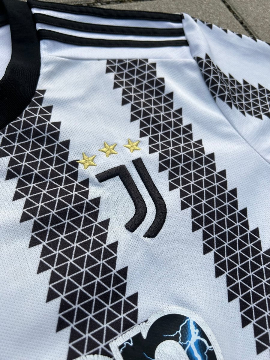 Juventus 2022/23 Original Home Shirt Cuadrado 11 Size XL - Shorty Football Shirts