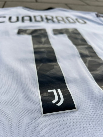Juventus 2022/23 Original Home Shirt Cuadrado 11 Size XL - Shorty Football Shirts