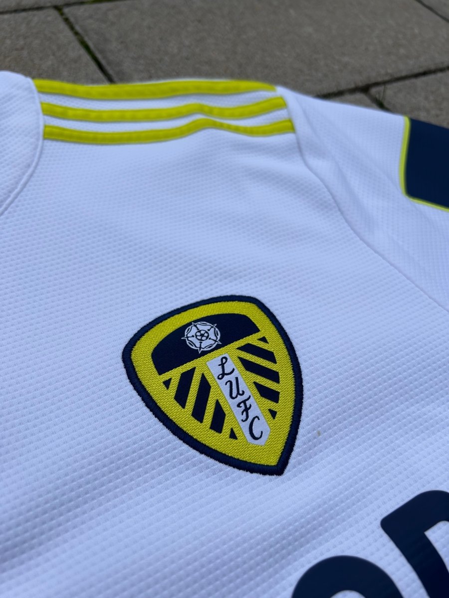Leeds United 2021/22 Original Home Shirt Rodrigo M. 19 Size L - Shorty Football Shirts