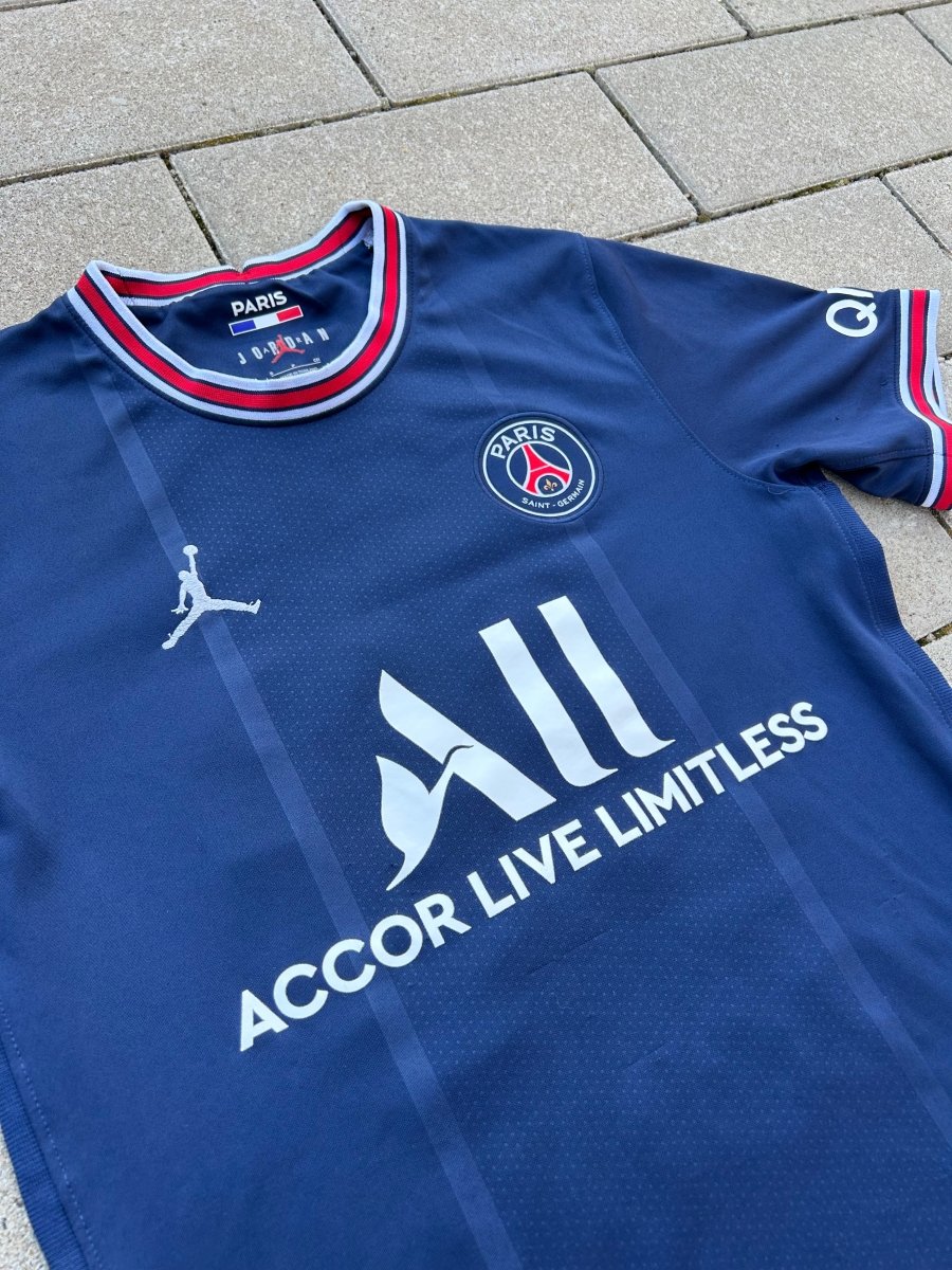 PSG 2021/22 Original Home Shirt Messi 30 Size S - Shorty Football Shirts