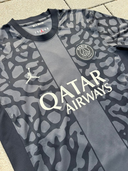 PSG 2023/24 Original Third Shirt Mbappé 7 Size M - Shorty Football Shirts