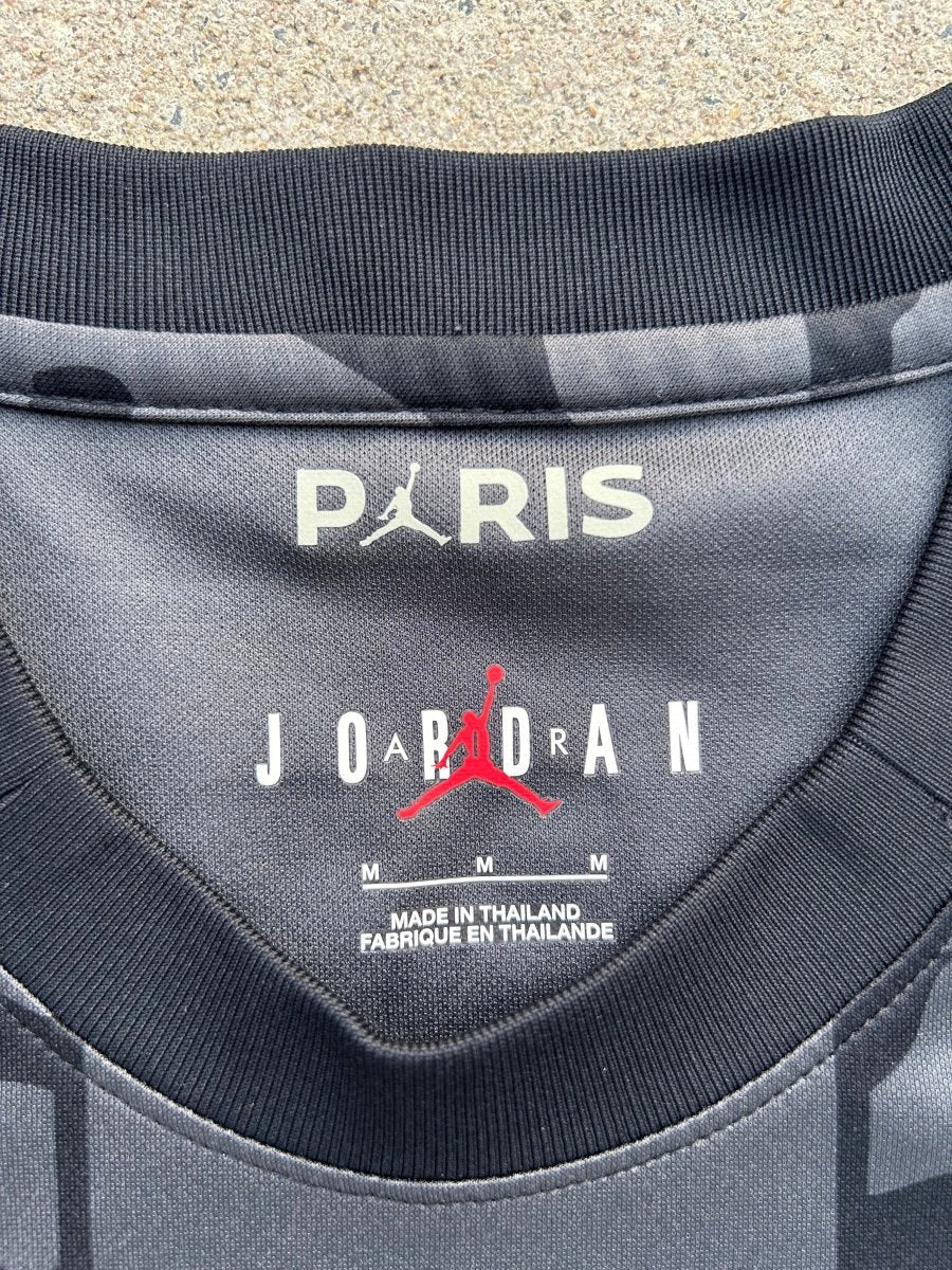 PSG 2023/24 Original Third Shirt Mbappé 7 Size M - Shorty Football Shirts