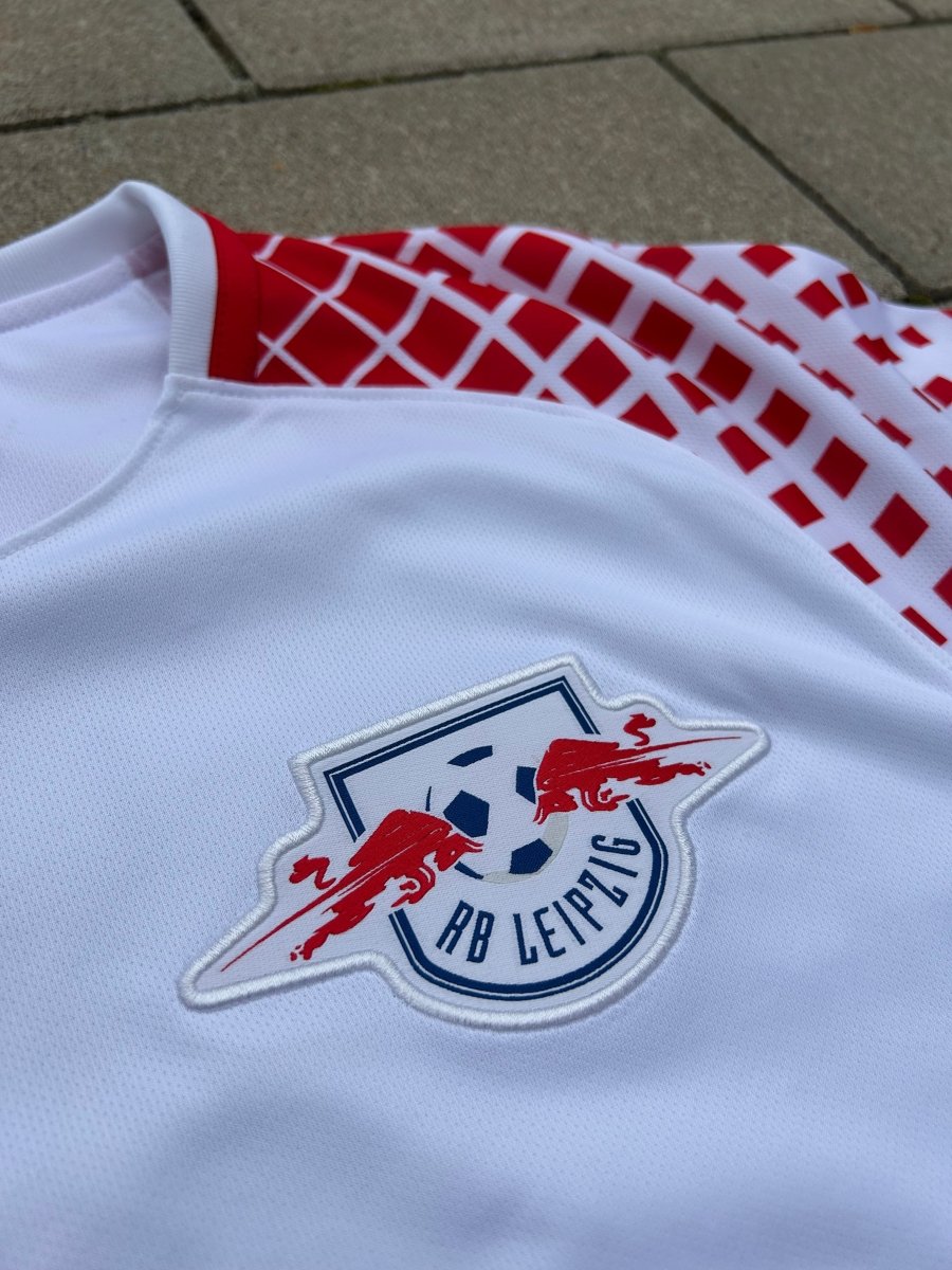 RB Leipzig 2017/18 Original Home Shirt Upamecano 5 Size L - Shorty Football Shirts