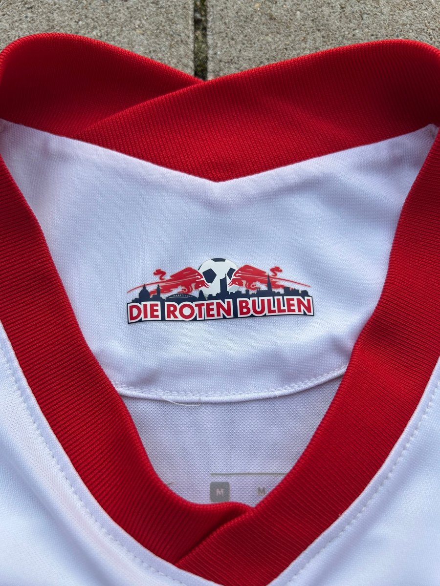 RB Leipzig 2020/21 Original Home Shirt Hee Chan 11 Size M - Shorty Football Shirts