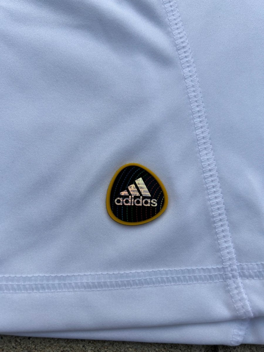 Real Madrid 2010/11 Original Home Shirt Ronaldo 7 Size M - Shorty Football Shirts