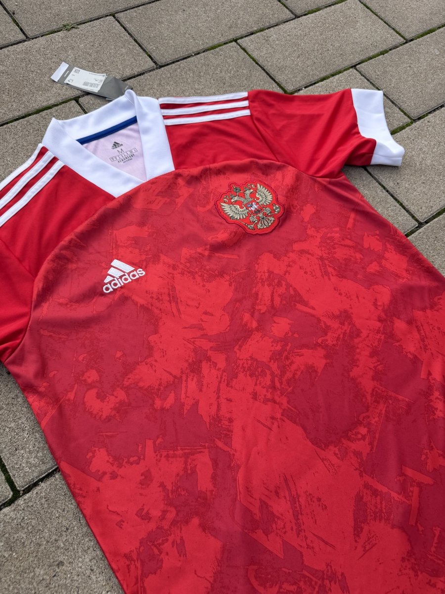 Russia 2020/22 Original Home Shirt Size M - Shorty Football Shirts