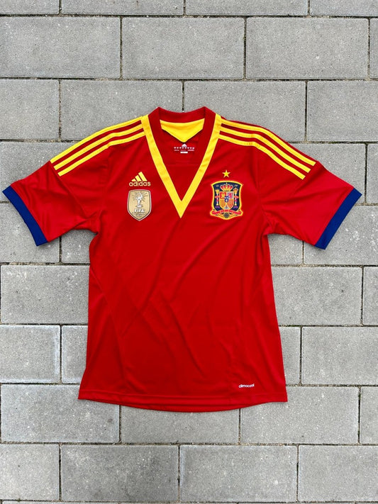 Spain 2013/14 Original Home Shirt Size M - Shorty Football Shirts