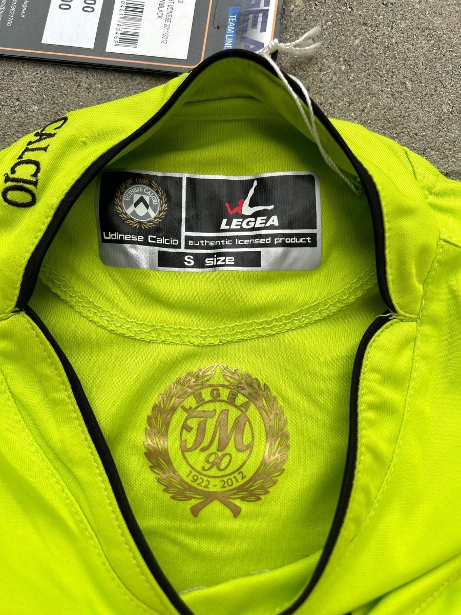 Udinese Calcio 2011/12 Original Away Shirt Size S - Shorty Football Shirts