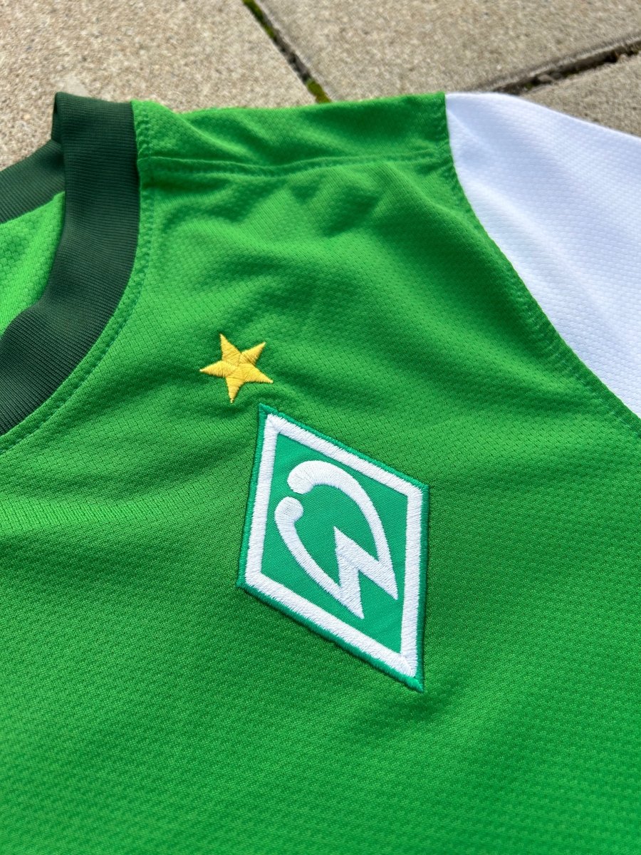 Werder Bremen 2009/10 Original Home Shirt Özil 11 Size L Kids - Shorty Football Shirts