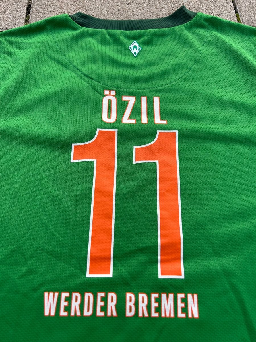 Werder Bremen 2009/10 Original Home Shirt Özil 11 Size L Kids - Shorty Football Shirts